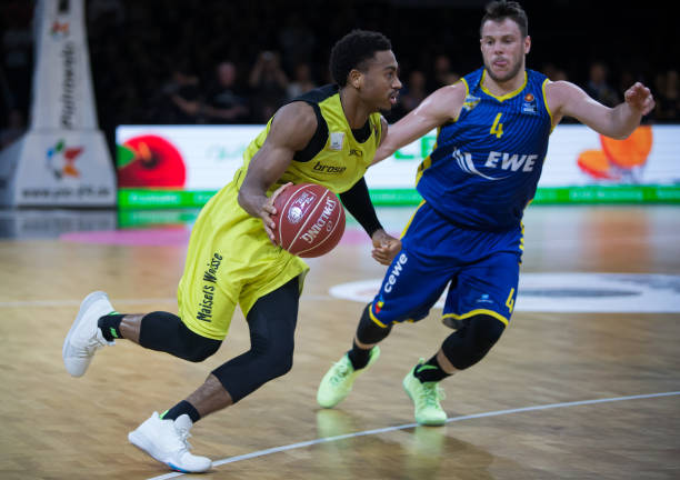 鹿的内线支 鹿的内线支