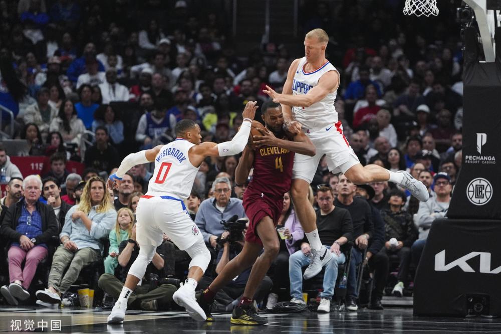 于赛车运动 于赛车运动