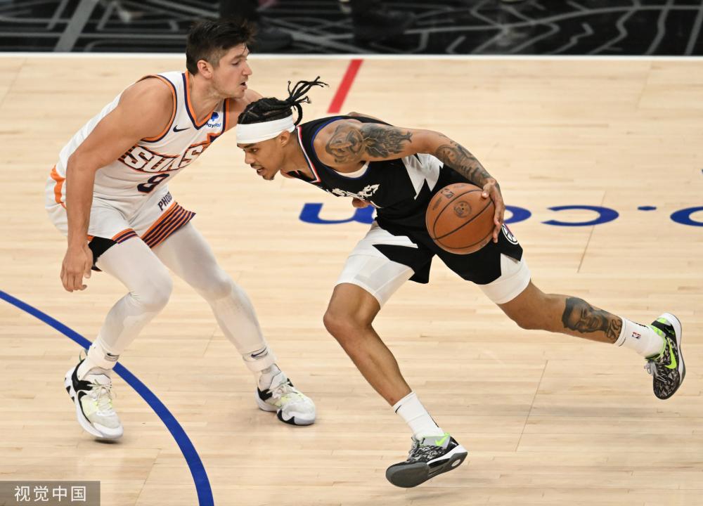 这名年轻球 这名年轻球